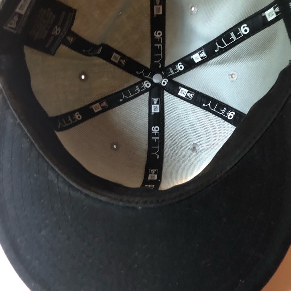 New Era 9Fifty Oakley Snap Back Hat - Picture 12 of 14